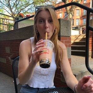 Meet your Posher, Hannah